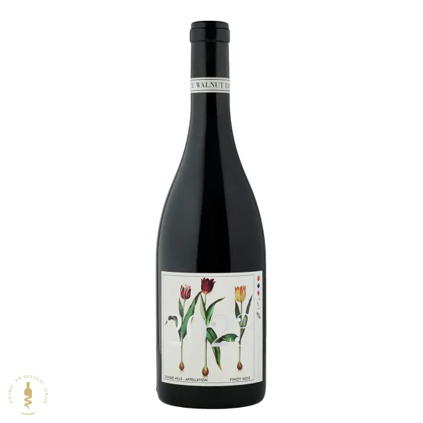 Dundee Hills, 2023 - White Walnut